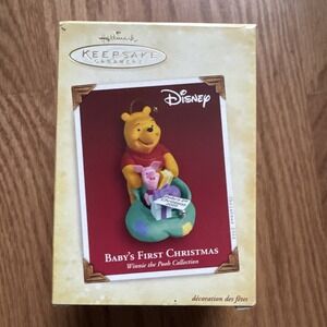 NWT Hallmark Keepsake Disney Winnie the Pooh Baby's First‎ Christmas Ornament